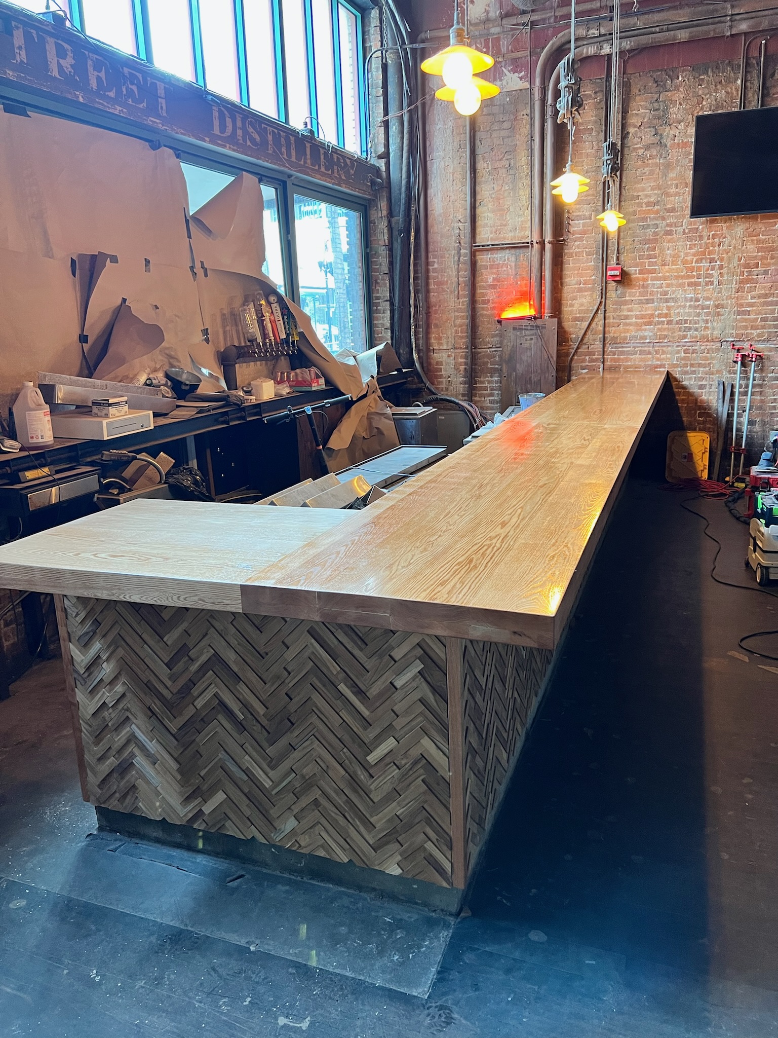 Rivals Bar — 7